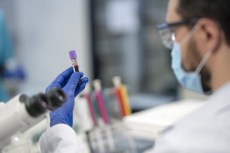 Lee más sobre el artículo SANS002PO Análisis clínicos elementales en oficinas de farmacia
